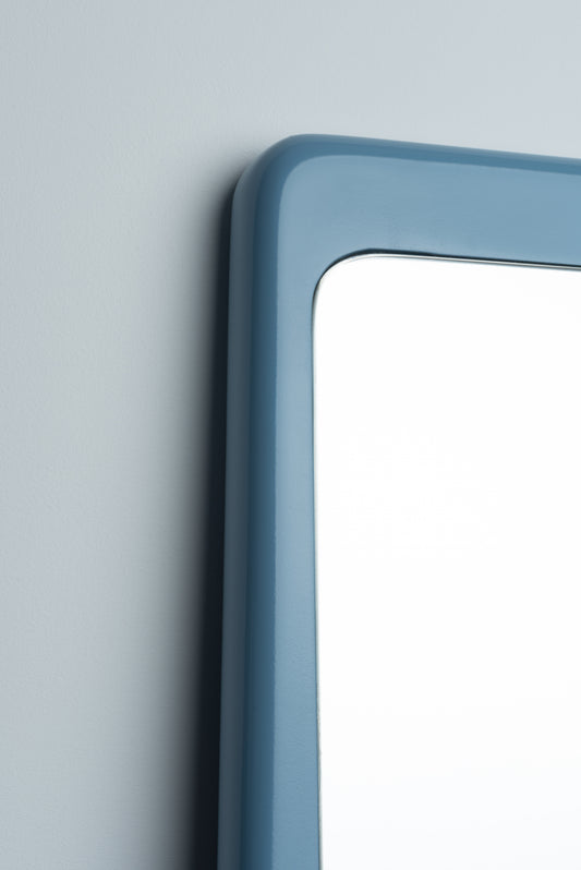 Silhouette full length mirror